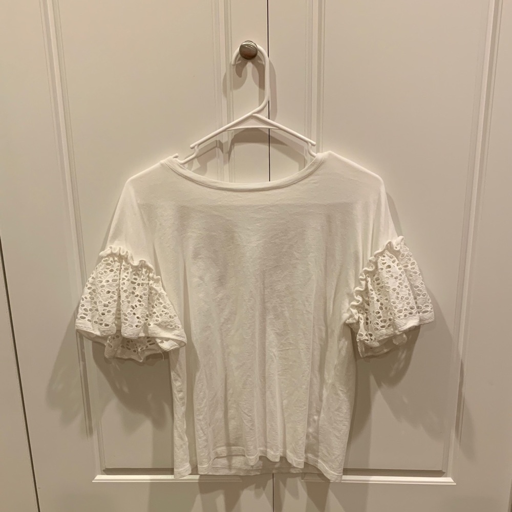 white tee